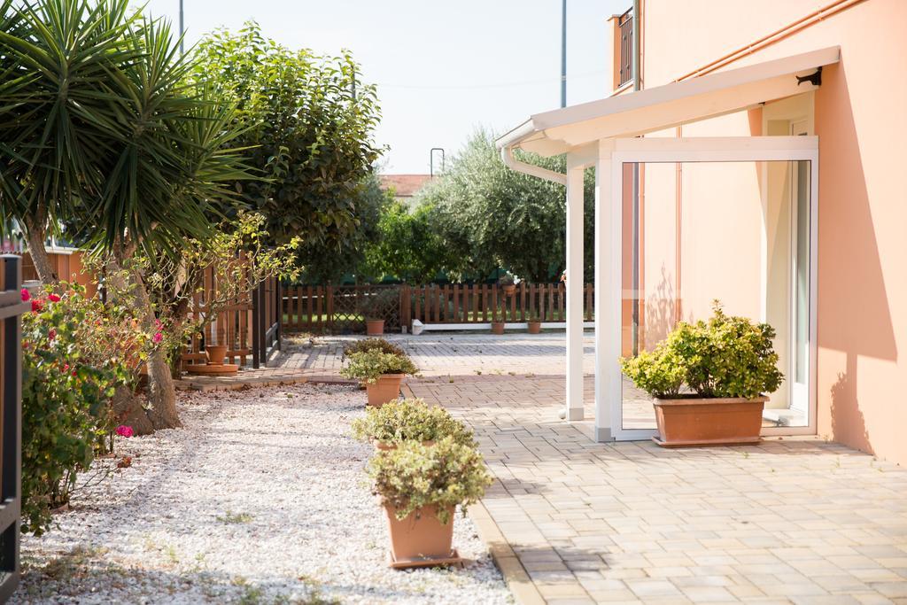 Dolce Dormire Civitanova チヴィタノーヴァ・マルケ エクステリア 写真